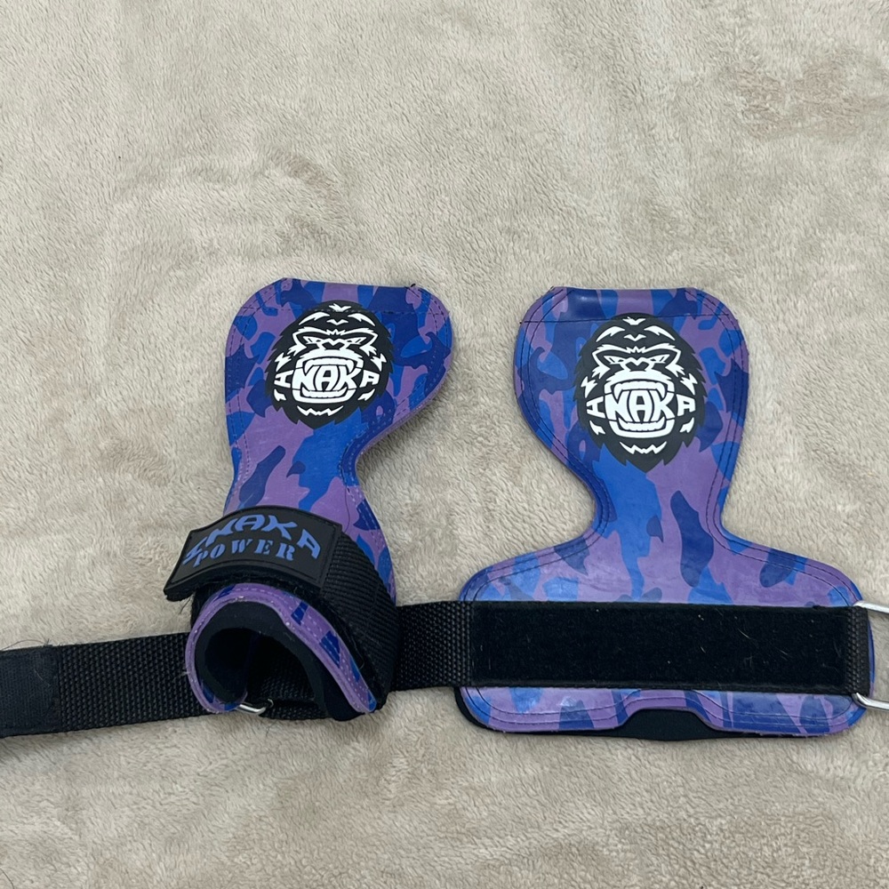 Inaka Power heavy duty gorilla lifting straps.